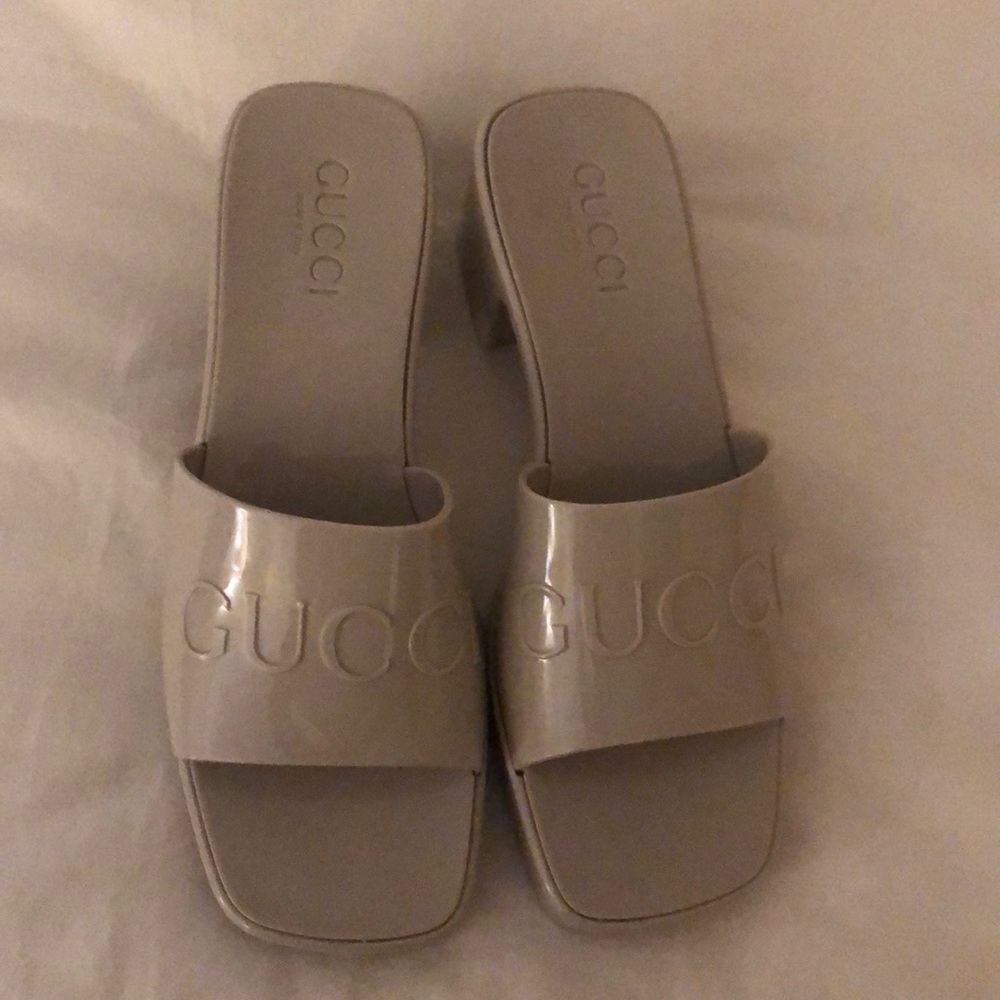 Gucci sandals
